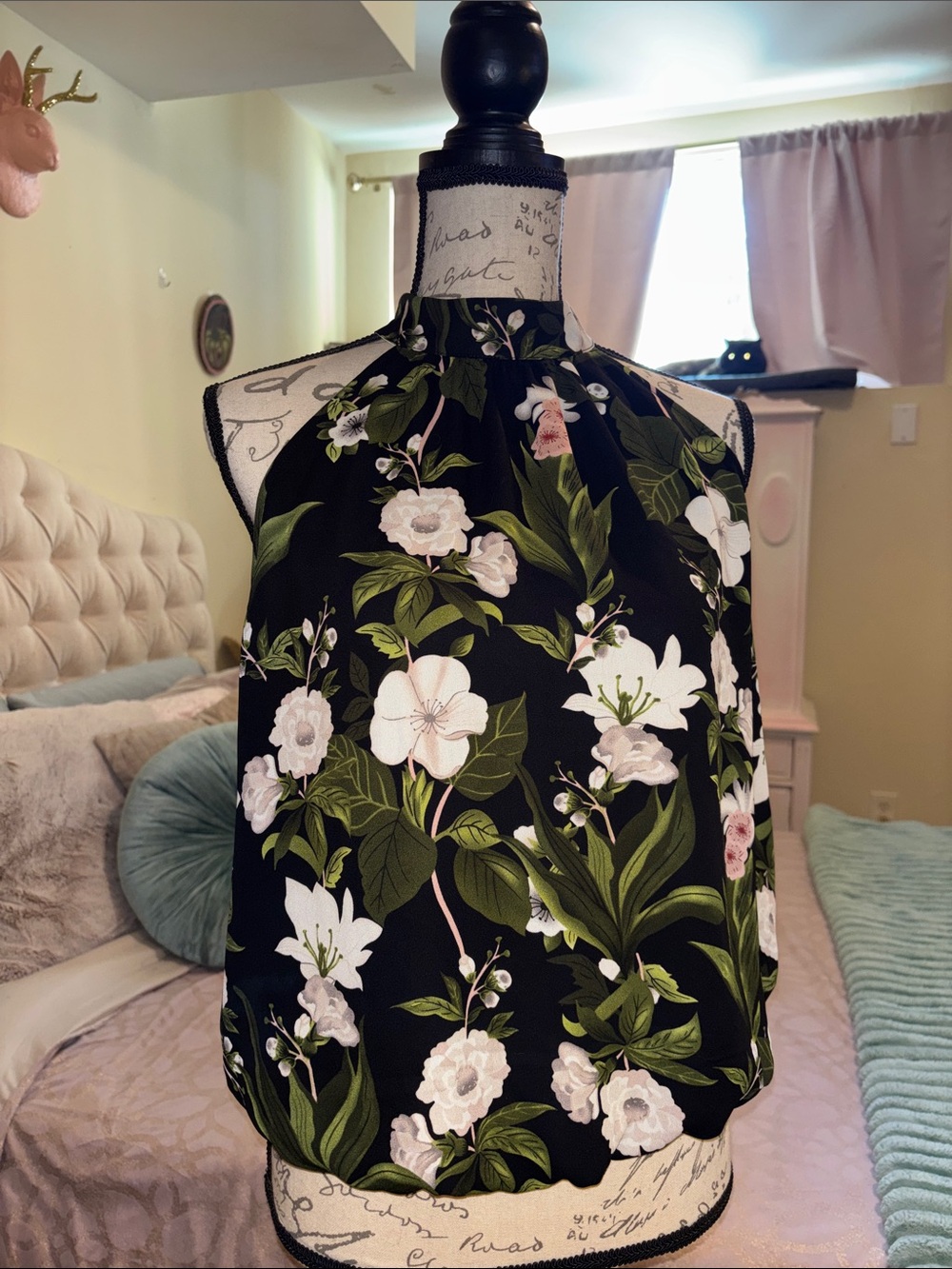 Rachel Zoe Black Floral top with tropical White & Green Print L